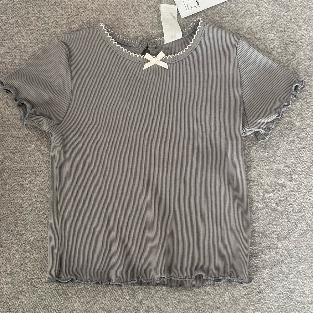 H&M Gray Ribbed Short Sleeve Top with Bow
